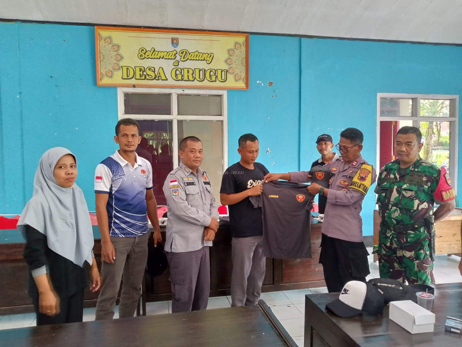 KEGIATAN PEMBEKALAN PAM PEMILU DESA GRUGU TAHUN 2024