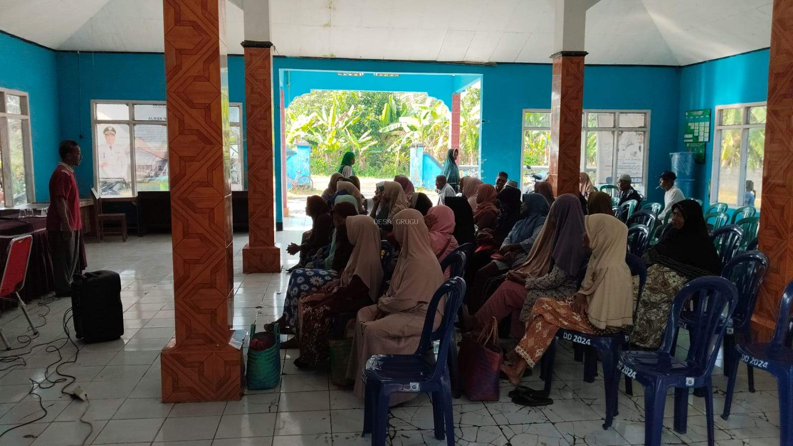 Penyaluran bansos Sembako